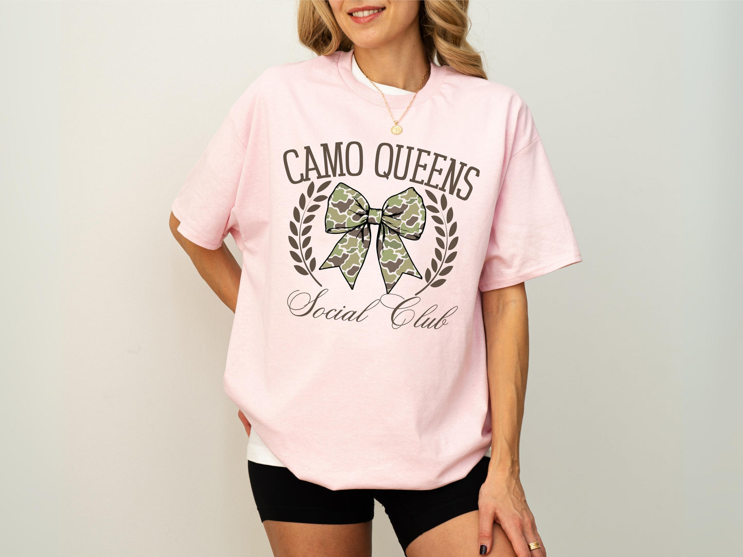 Hunter's Wife Shirt, Camo Queens Social Club Shirt, Funny Hunting Season Shirt for Women, Camo Bow Tee, Coquette Top, Hunting Gift